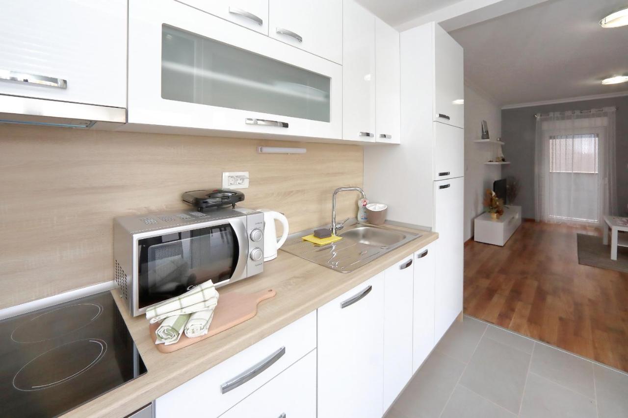 Apartments Nikic 比比涅 外观 照片
