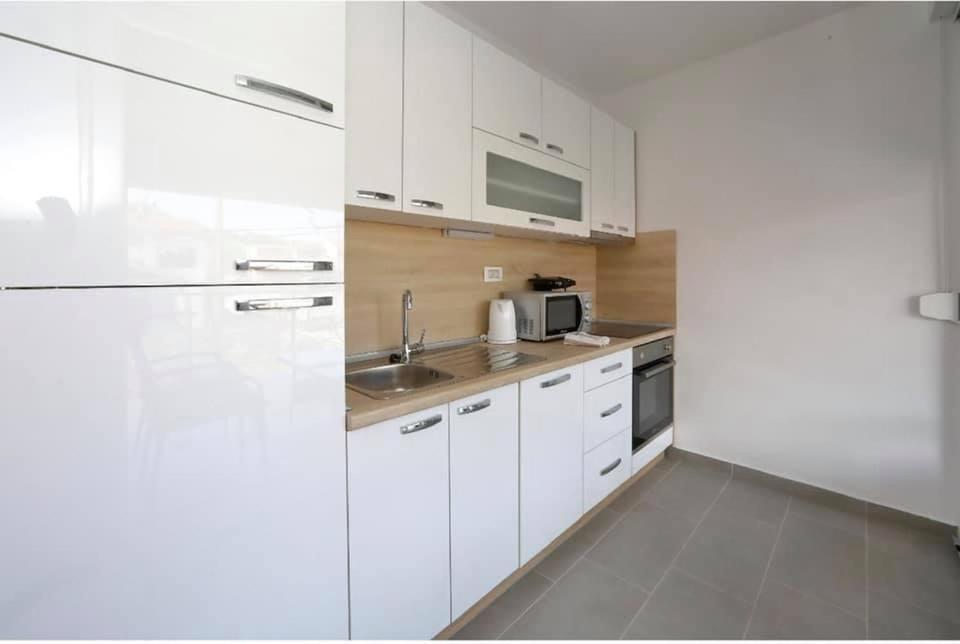 Apartments Nikic 比比涅 外观 照片